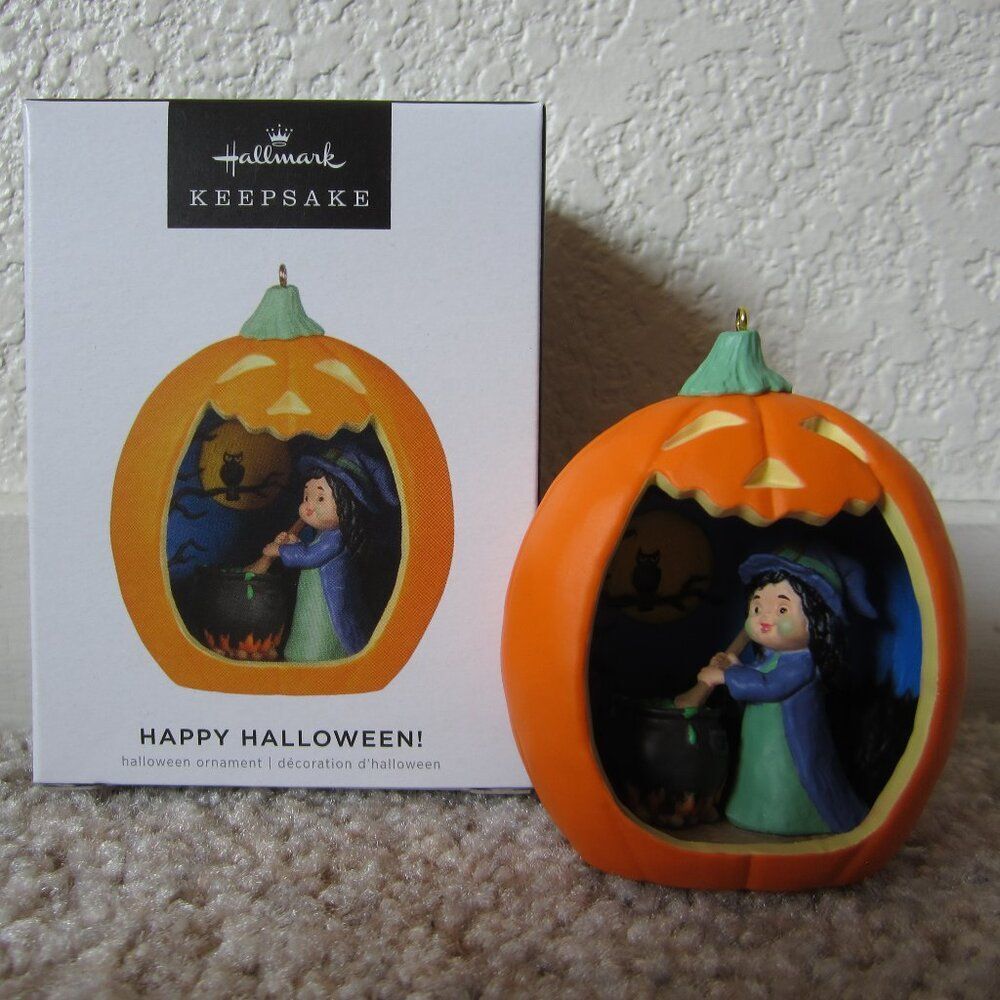 Happy Halloween! witch pumpkin 2022 Hallmark Halloween ornament